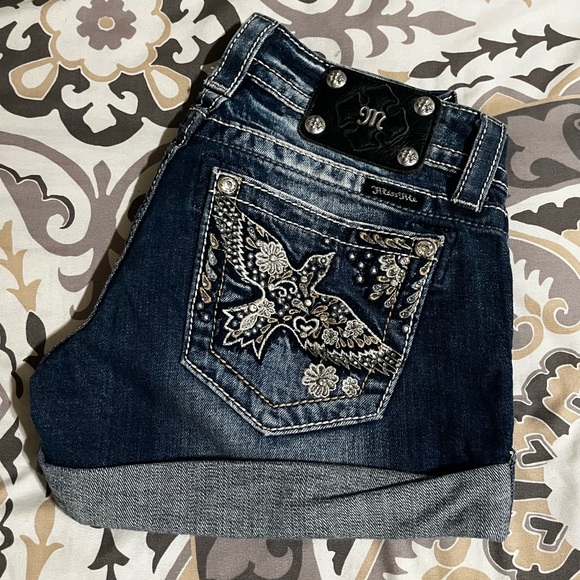 Miss Me Shorts - Picture 3 of 5